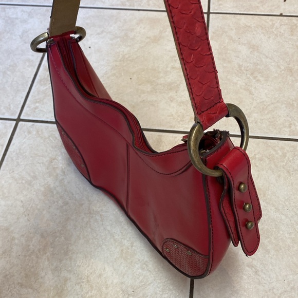 Vintage Y2K Red Vegan Leather Studded O-Ring Shoulder Bag❣️ - Picture 4 of 8